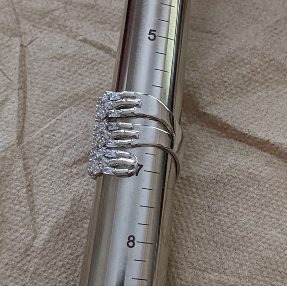 Elegant Crystal & Silver Rings (x4) - Picture 5 of 10